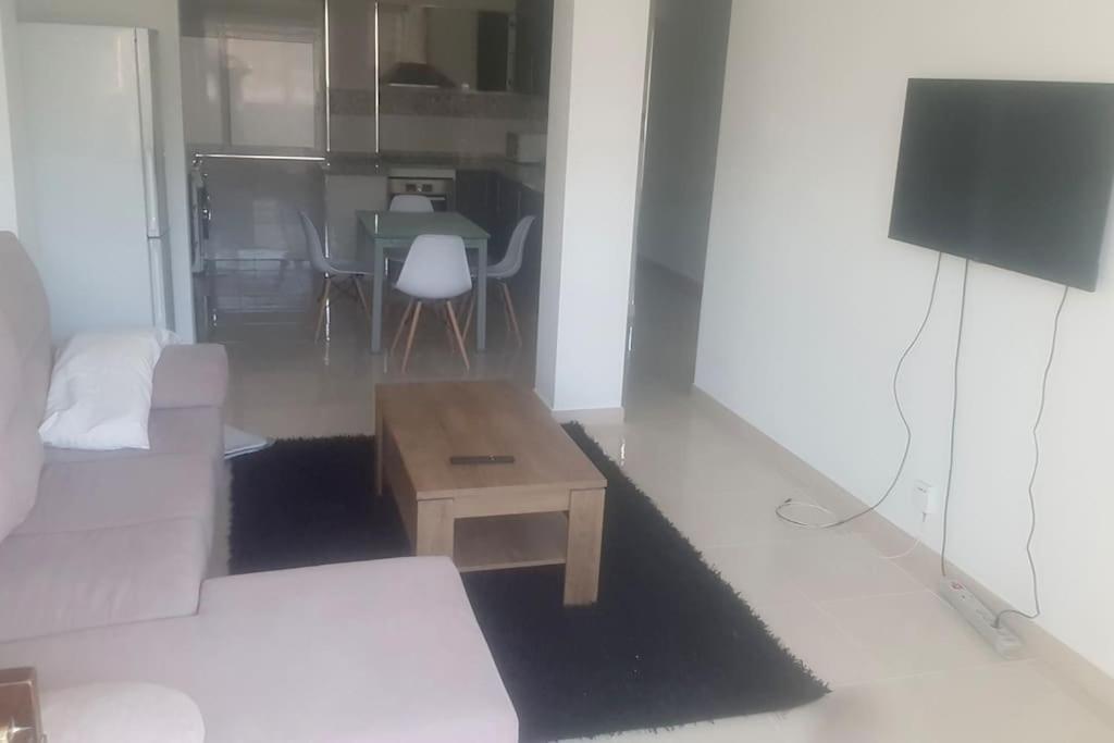Three Private Bedrooms With Private Bathroom In Spacious In Alicante, Shared Kitchen And Living Room, The Host Lives In The * Alicante